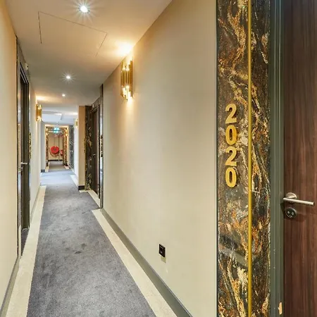 Hotel Triple G