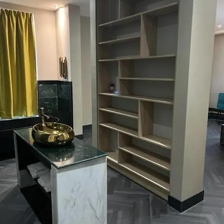 Triple G Hotel