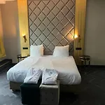 Triple G מלון 3*